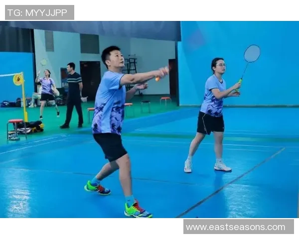 武汉羽毛球队在城市联赛中以79分稳居积分榜首位,展现强劲实力